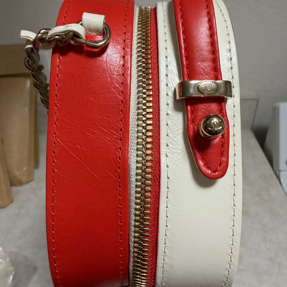 Chanel Vanity Matelasse Leather 2way Bag White Red - Picture 7 of 9